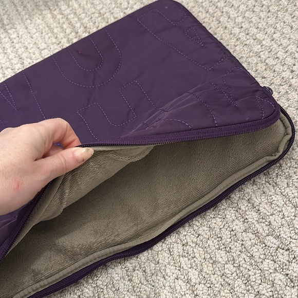 Marc by Marc Jacob Padded Laptop Sleeve - Picture 4 of 7